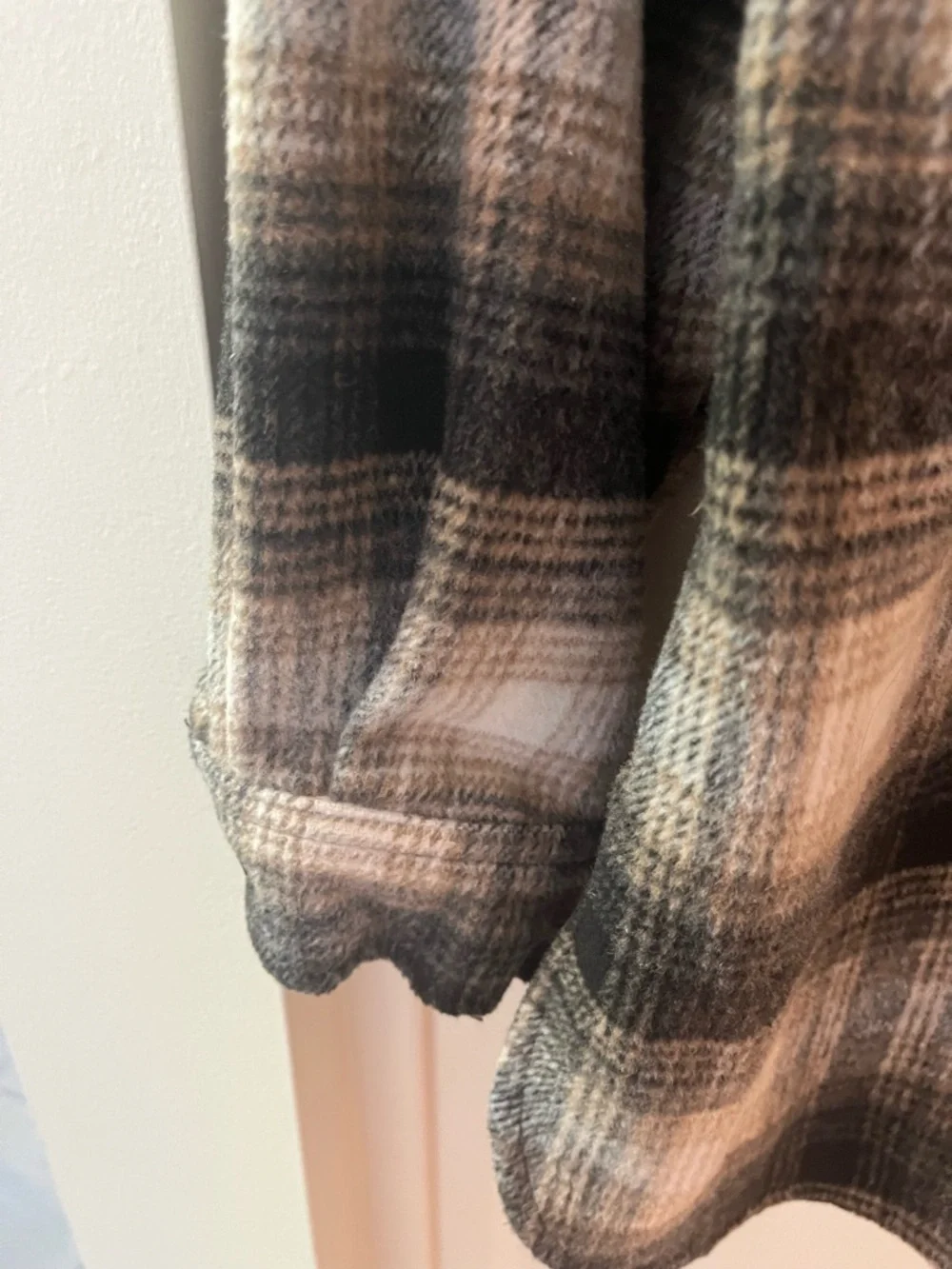 wild fable Black, Brown & Cream Plaid Shacket M - Picture 4 of 6